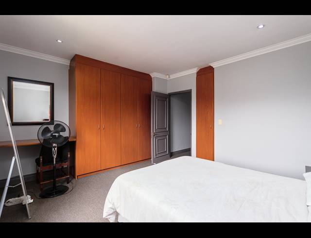 2 BEDROOM APARTMENT TO LET IN CENTURY CITY